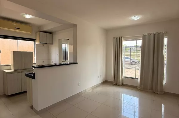 APARTAMENTO PARA ALUGUEL. Possui 3 (três) quartos sendo 1(uma) suíte, sala ampla, cozinha com ármários planejados, banheiro social, área de serviço e garagem, localizada no bairro Ouro Preto. - Foto 4