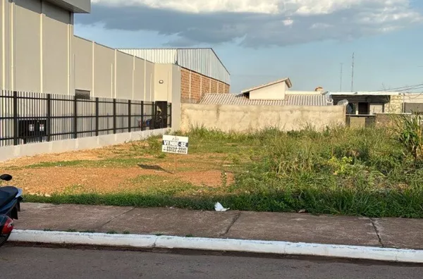 TERRENO DISPONÍVEL PARA VENDA, localizado na Avenida Anhanguera, Bairro  Novo Horizonte II em Canaã Dos Carajás