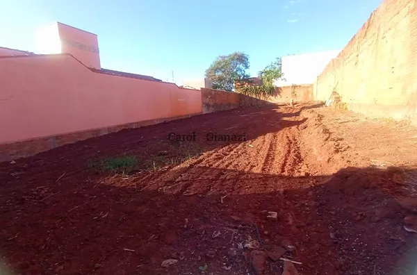 TE1350 - Terreno para venda na Vila Fabiano em Assis