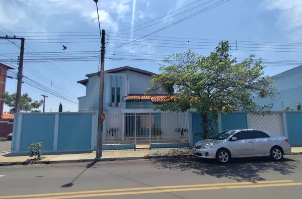CA2278- Casa para Venda próxima a Avenida Dom Antônio em Assis