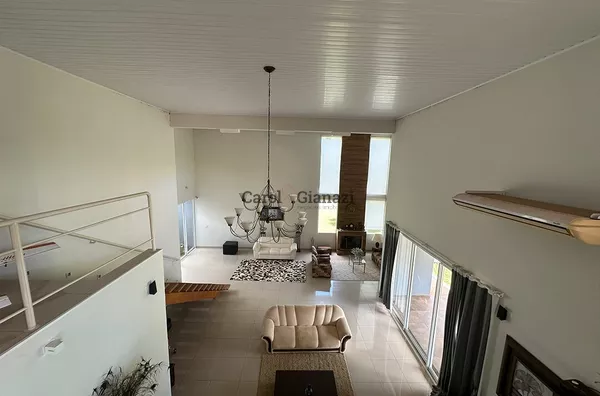 CH2437- CHÁCARA EXCLUSIVA A 120 METROS DA AV. DOM ANTÔNIO