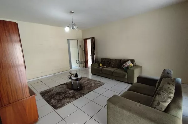 CA1474 - Casa à Venda na Vila Santa Cecília em Assis