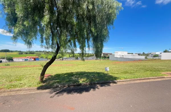 TE 1748 - Terreno para venda no Residencial Village Damha Assis