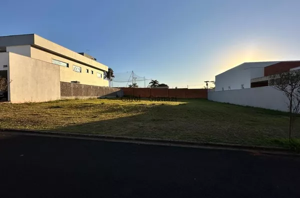 TE2138- Terreno para venda no Condomínio Residencial Provence em  Assis