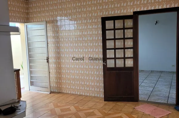 CA2166- Casa para locação no Centro em Assis