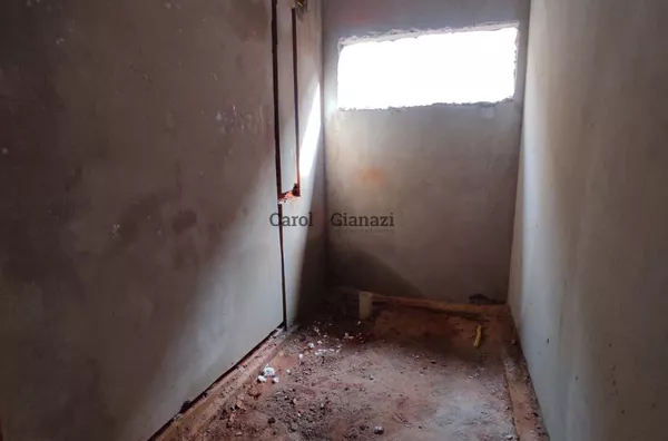 CA1333 - Casa em construção à venda na Vila Xavier em Assis