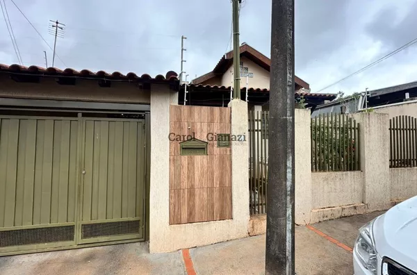 CA1707-Casa à Venda na Vila Ouro Verde em Assis