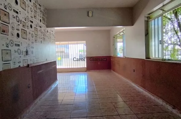 CA2340- Casa para venda no Centro de Assis