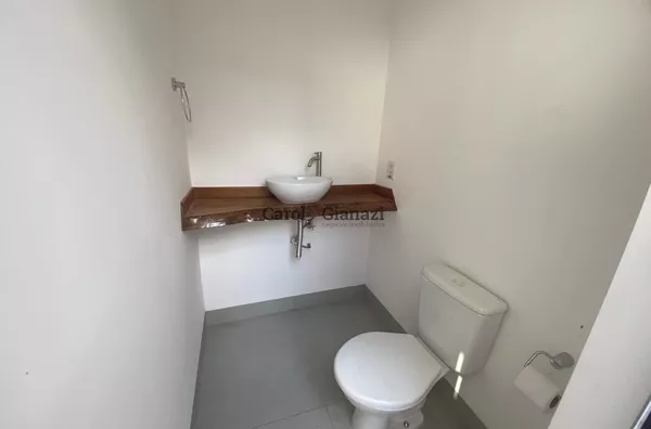 CA2737- Casa para Locação no Centro de Assis