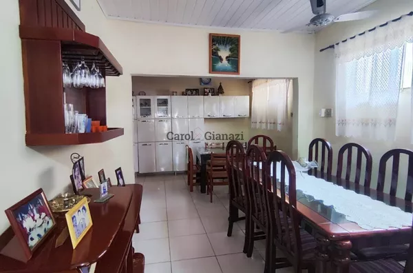 CA1284 - Casa para venda na Vila Central em Assis