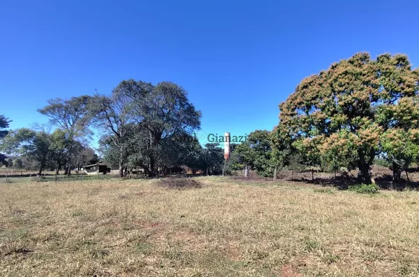 SI2210- Sítio para venda na Estrada Assis X Marília