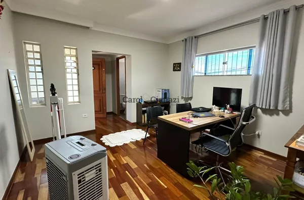 CA1695 - Casa à Venda no Jardim Paulista em Assis