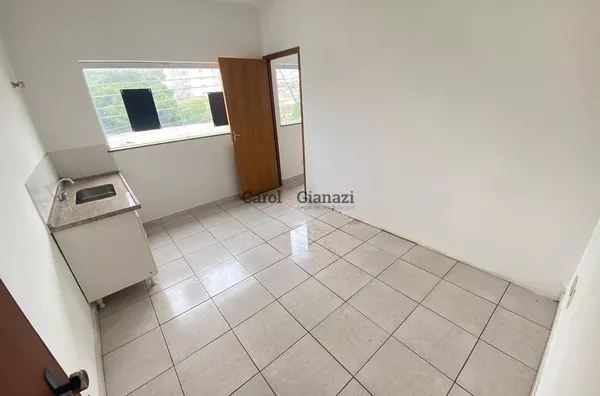 SA2276- Sala comercial para locação no Centro de Assis