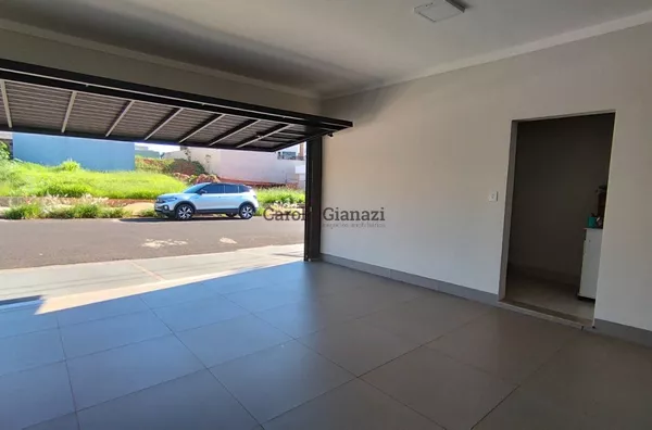 CA1073 - Casa à Venda no Alto dos Ipês em Assis