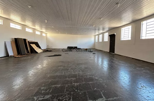 PR2898-Prédio comercial para locação no Centro de Assis