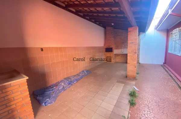 CA2011 - Casa para Locação no Centro em Assis