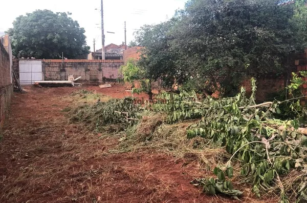 TE2507- Terreno para venda na Vila Santa Cecília em Assis