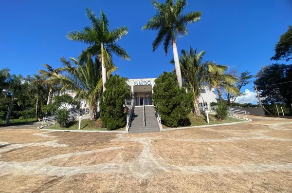 GA2441- Salão Comercial para Locação em Assis