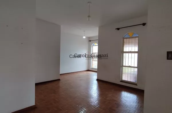 CA985 - CASA A VENDA VILA CENTRAL
