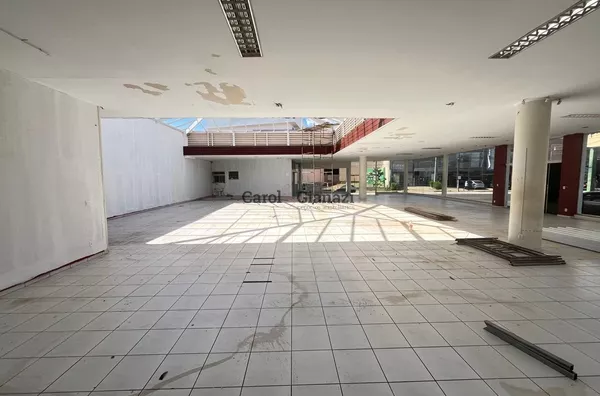 SA1764 - Salão Comercial para Locação na Av Dom Antônio 