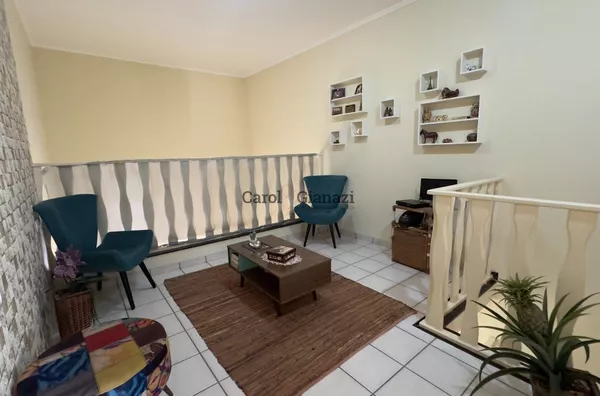 SO991 - CASA A VENDA CENTRO