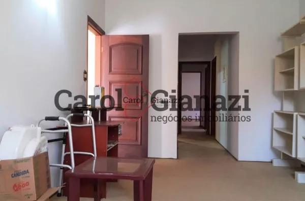 CA94 - CASA A VENDA NA VILA CENTRAL