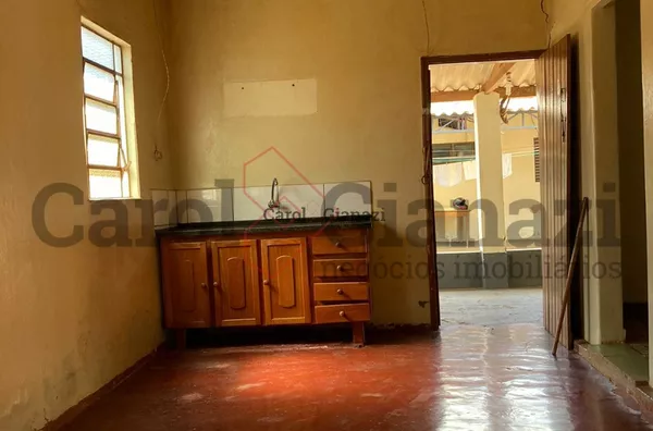 CA847 -  VENDO CASA NO CENTRO