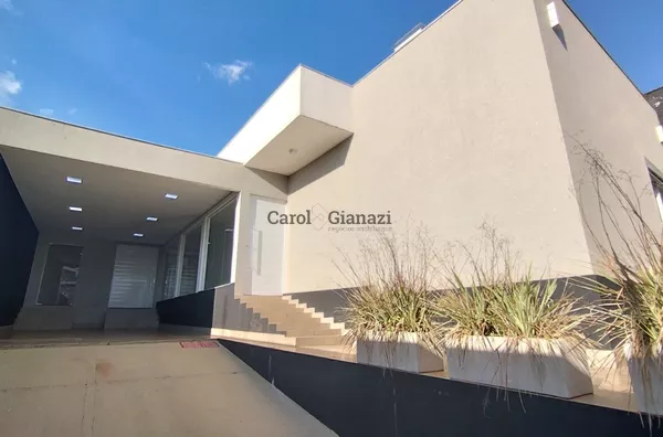 CA2065- Casa para venda no centro de Assis