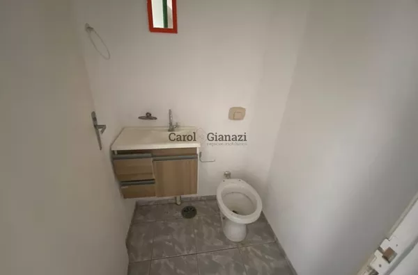 CA2620- Casa para locação no Centro de Assis