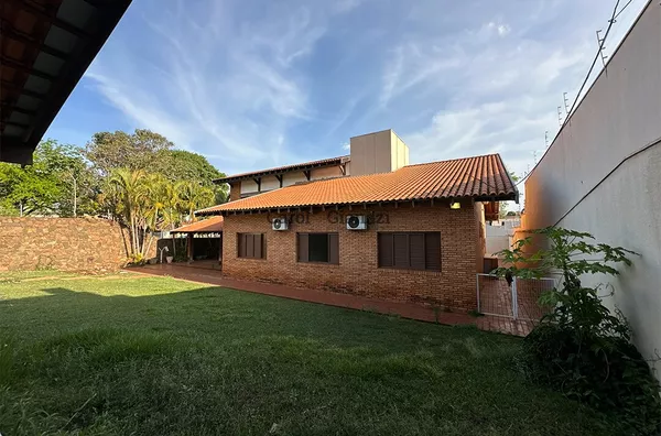 CA2246- Casa para venda próxima a Câmara Municipal de Assis