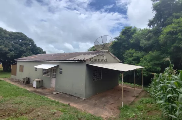 CH2532-CHÁCARA URBANA À VENDA EM ASSIS