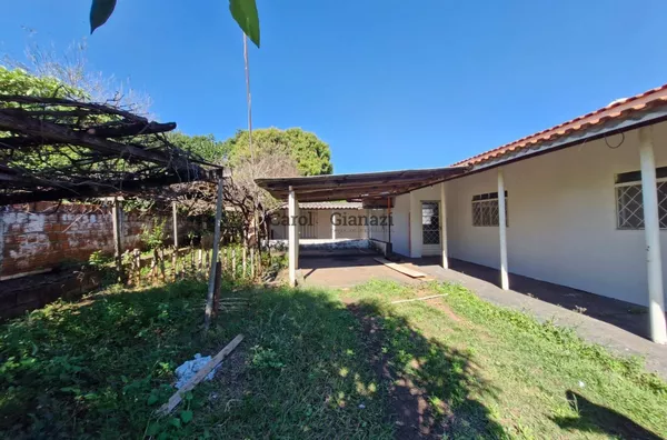 CA3040-Casa para venda na Vila Progresso em Assis