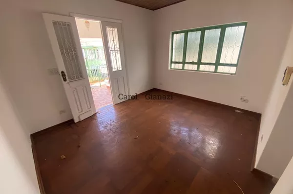 CA2450- Casa para Locação no Centro de Assis