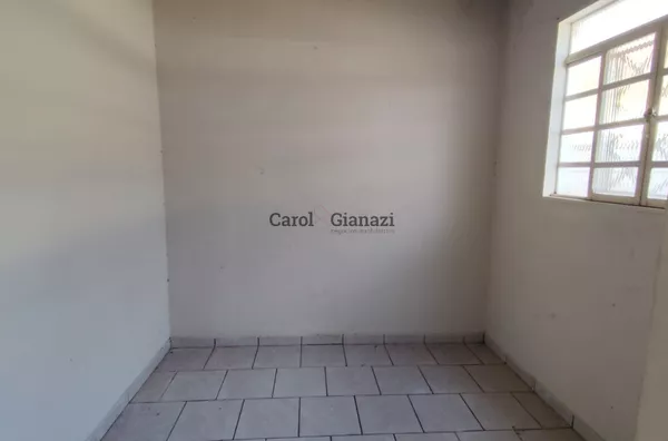 KI2521- Kitinete  para locação no Centro em Assis