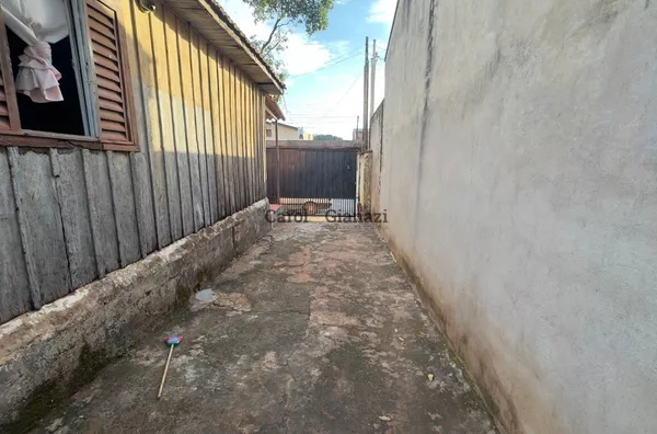 TE1433 - Terreno à Venda em San Fernando Valley em Assis