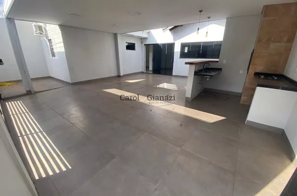 CA2737- Casa para Locação no Centro de Assis