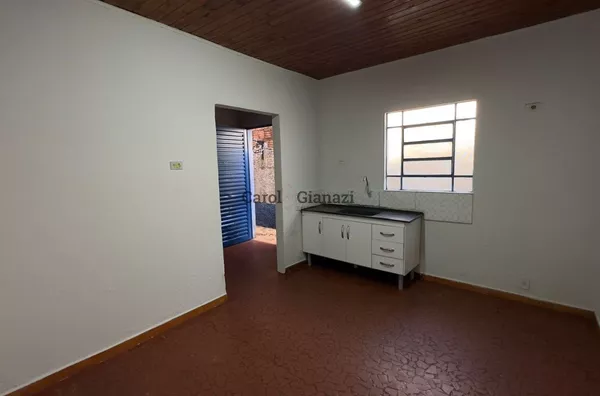 CA2230- Casa para venda no Centro de Assis