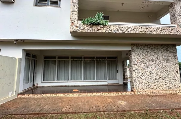 SO 1731 - Sobrado para venda no centro de  Assis