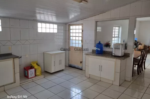 CA2249- Casa para venda próxima à Igreja da Vila Xaiver em Assis