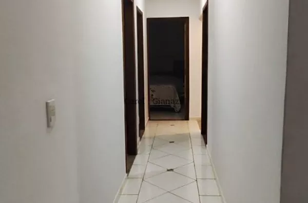 CA1083 - Casa à Venda no Jardim Paraná em Assis