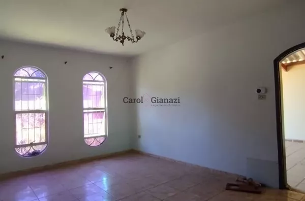 CA2339- Casa para venda no Centro em  Assis