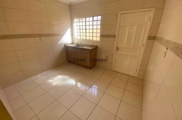 CA3141-Casa para locação  no Jardim Paulista em Assis