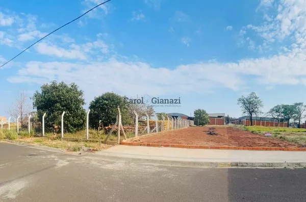 TE1468 - Terreno à Venda no Jardim Valência em Assis