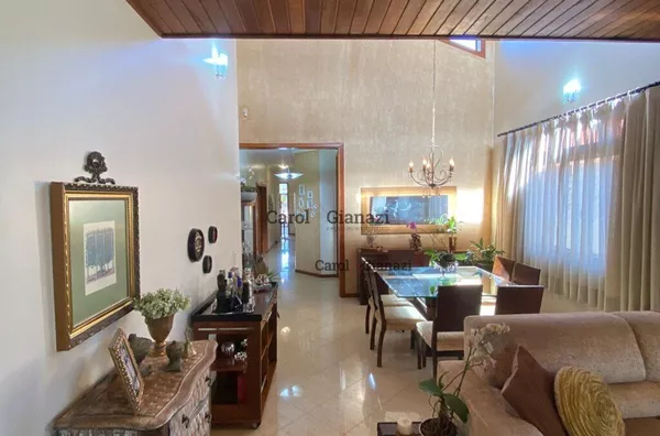 CA873 - CASA À VENDA NO CENTRO