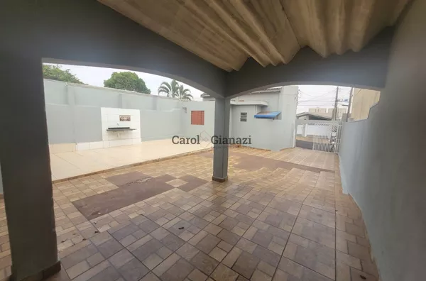 CA2189- Casa para locação na Vila Zulmira em Assis