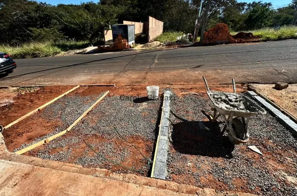 CA1720 - Casa à Venda em fase final de construção no Alto Dos Ipês em Assis