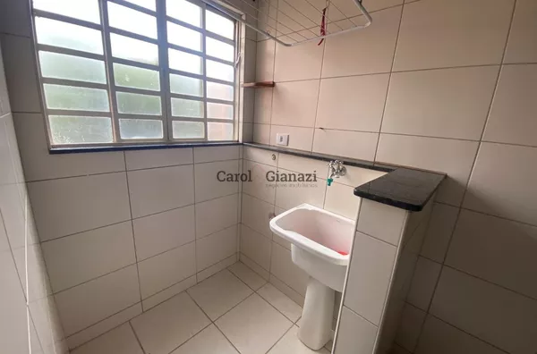 AP2381- Apartamento para locação no 1° andar no Residencial Monte Verde em Assis
