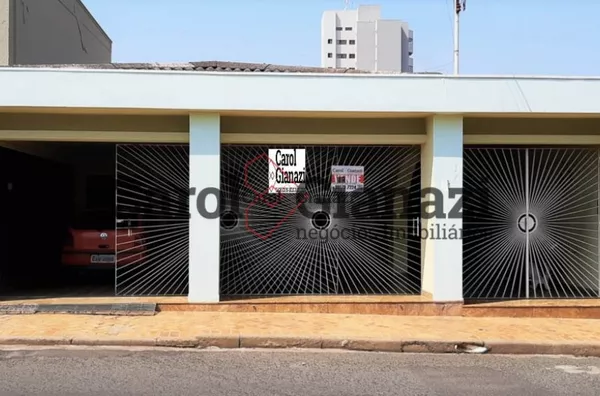 CA94 - CASA A VENDA NA VILA CENTRAL