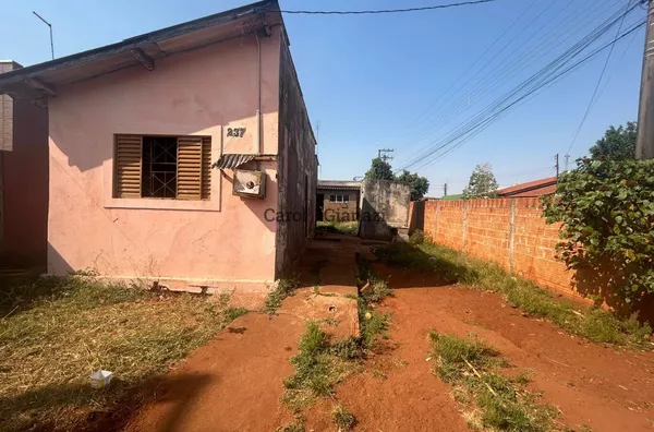 CA1536 - Casa à Venda na Vila Ribeiro em Assis