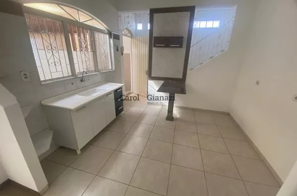 CA2752- Casa para locação no Centro de Assis